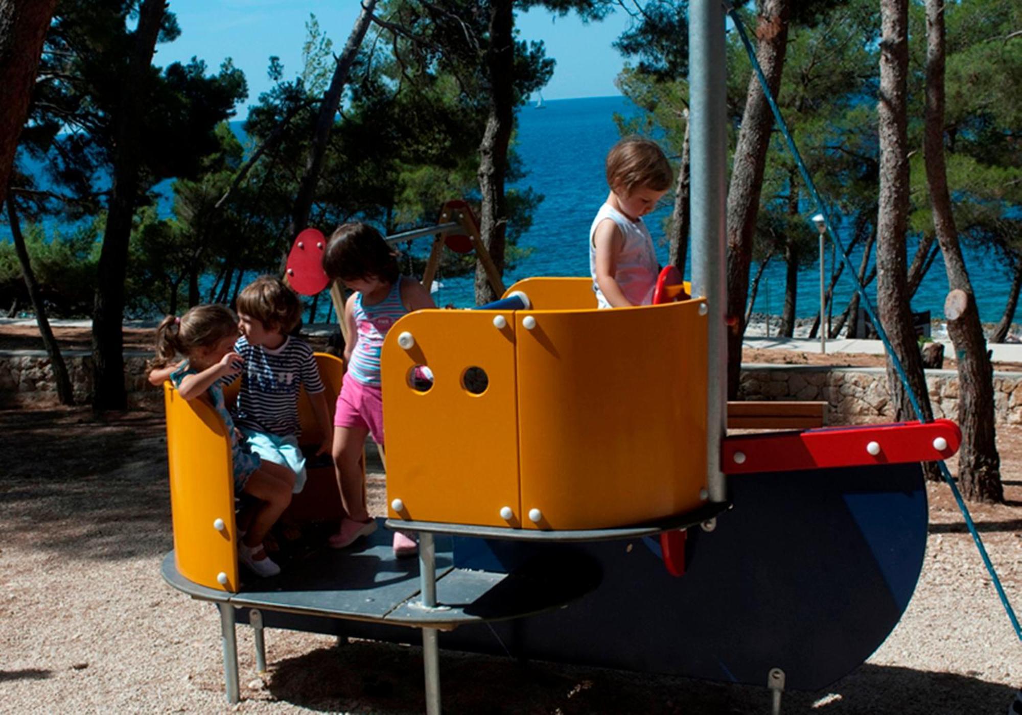 Family Hotel Vespera Mali Lošinj Exterior foto